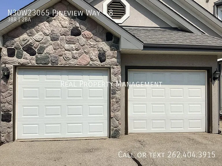 N30W23065 Pineview Way #8 — Photo 27