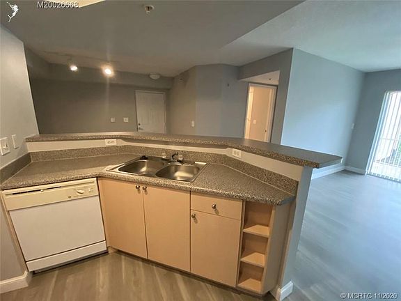 4th image of 3626 NW Adriatic Ln #109