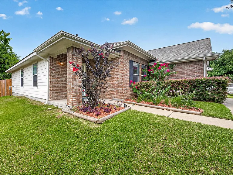 13022 Cherton Ct — Photo 5