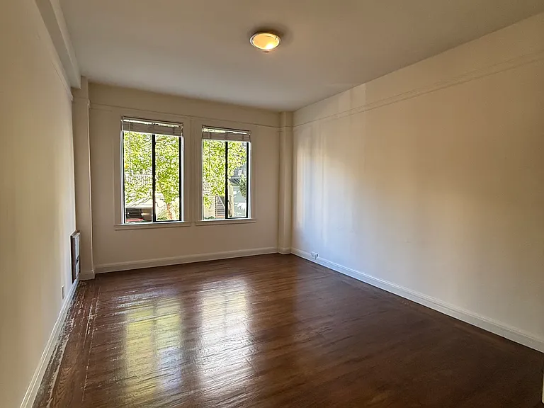 1860 Jackson St #201 — Photo 4