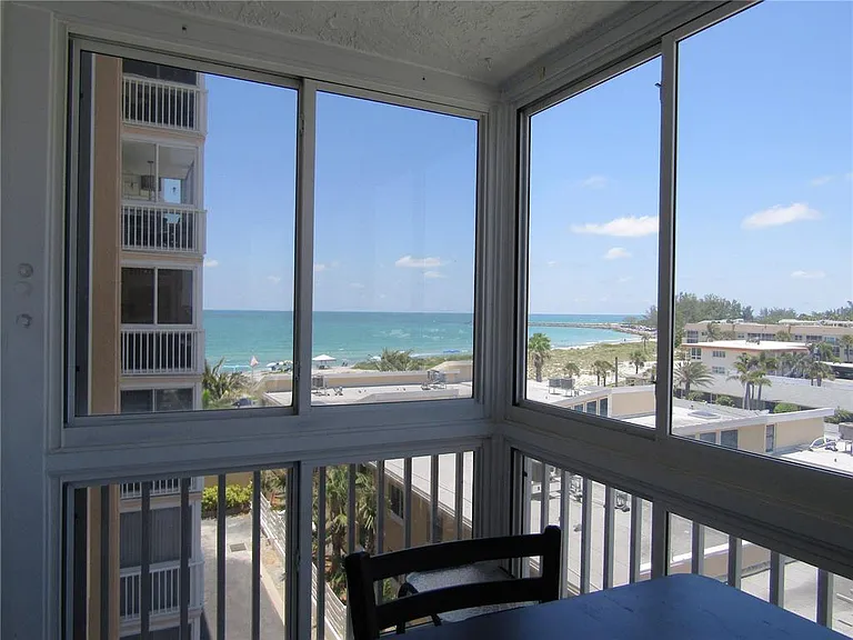 1255 Tarpon Center Dr #510 — Photo 11