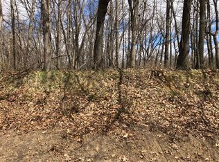 18 Lake Thunderbird Dr, Putnam, IL 61560