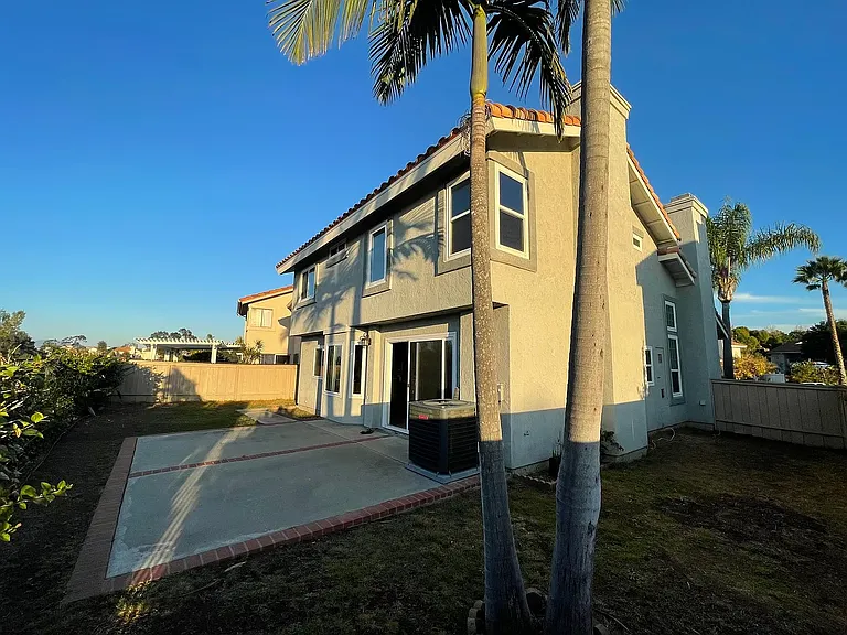 7210 Fargate Ter — Photo 21