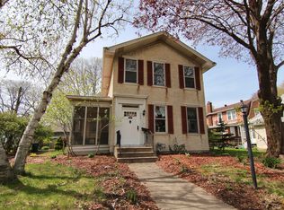 155 Urban Pl, Saint Paul, MN 55106