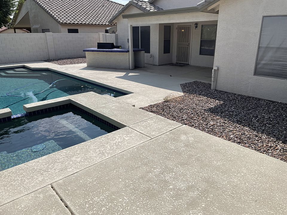 1st image of 20847 N 99th Ln #L