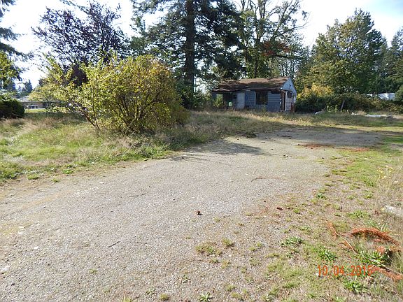 3rd image of 18026 Smokey Point Blvd