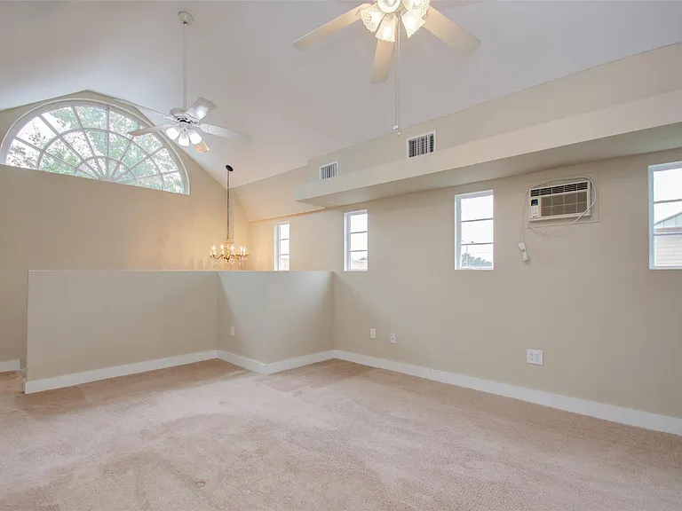 5419 Gulfton St #H — Photo 18