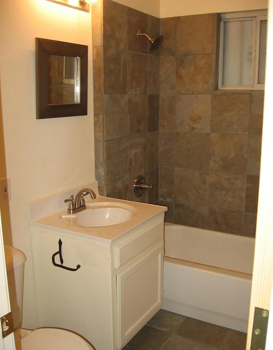 2 bed, 836 sqft, $1,100 — Photo 4