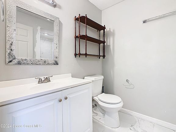 5th image of 4408 Sun Village Blvd