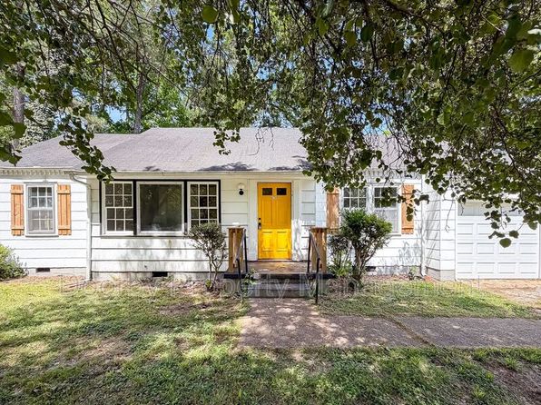 4709 Colonial Dr