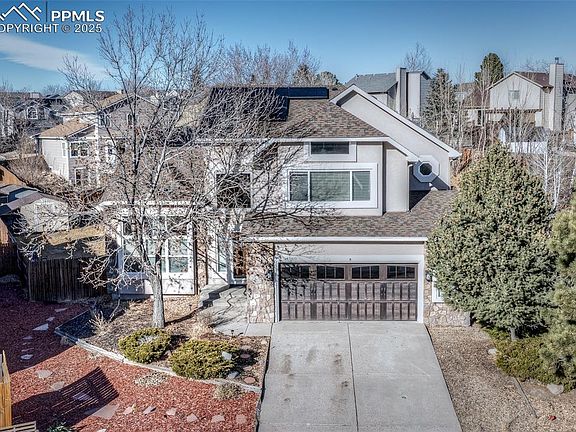 2nd image of 4560 Winthrop Way