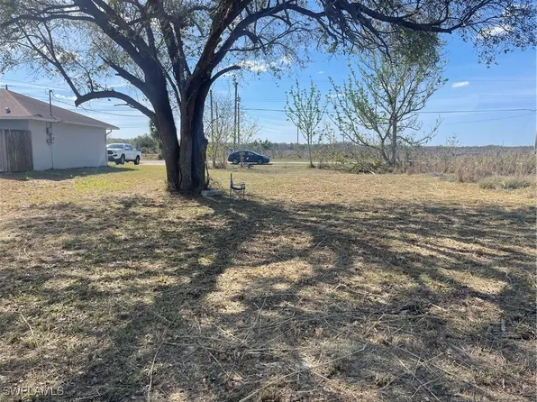 16971 1st St, Alva, FL 33920