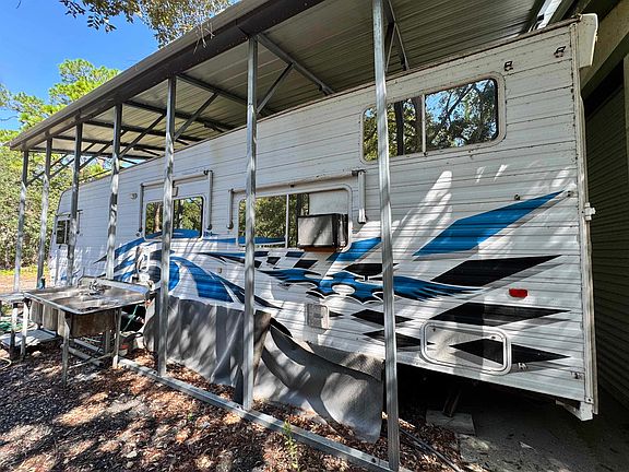 3rd image of 2740 Surf Rd