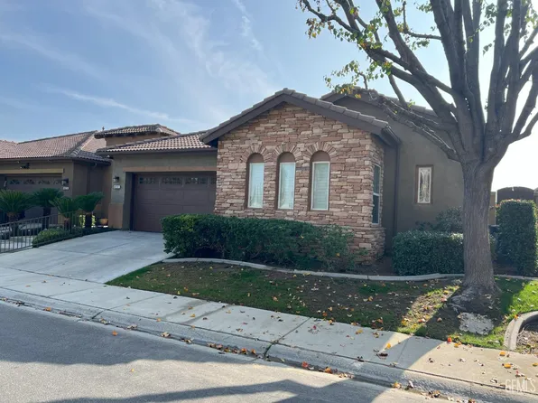 8701 Maggiore Ln, Bakersfield, CA 93312