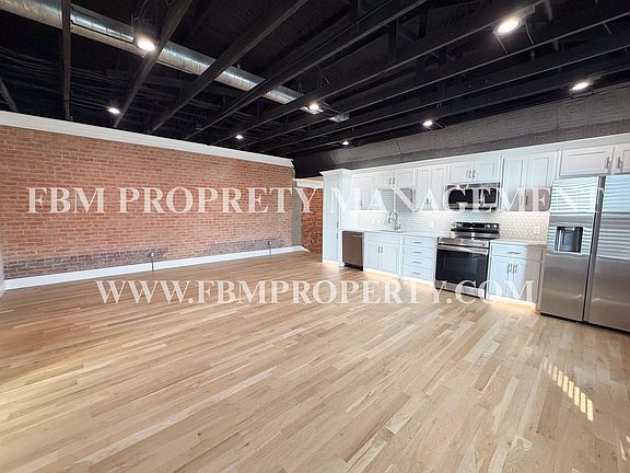 4th image of 111 W Ennis Ave #C
