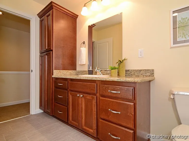112 NE 43rd Ave — Photo 12