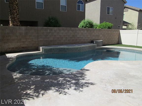3rd image of 5031 Moose Falls Dr