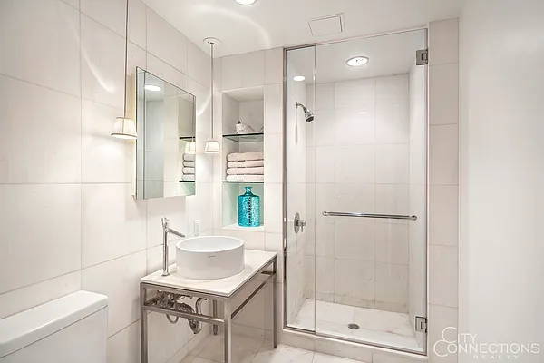 Sold by City Connections Realty | media 6