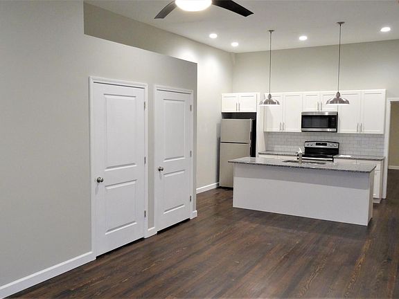2nd image of 6026 Southwest Ave Floor 1