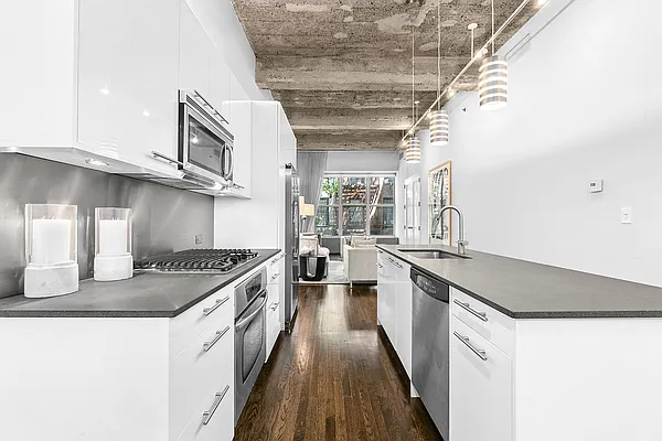 Sold by Brown Harris Stevens | media 15