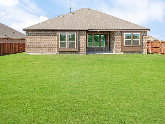 4th image of 2348 Llano Dr