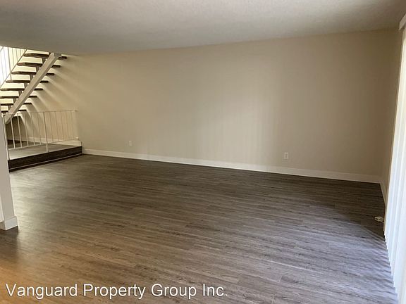 4th image of 22904 Maple Ave APT 1