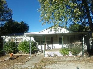 593 NE 3rd Ln, Irwin, MO 64759