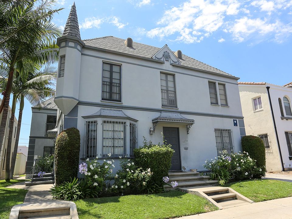 1st image of 335 N Genesee Ave #337