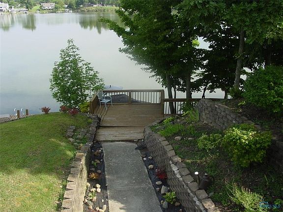 5th image of 780 Seneca Dr