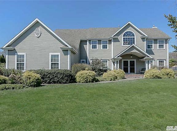 2nd image of 44 Casey Ln