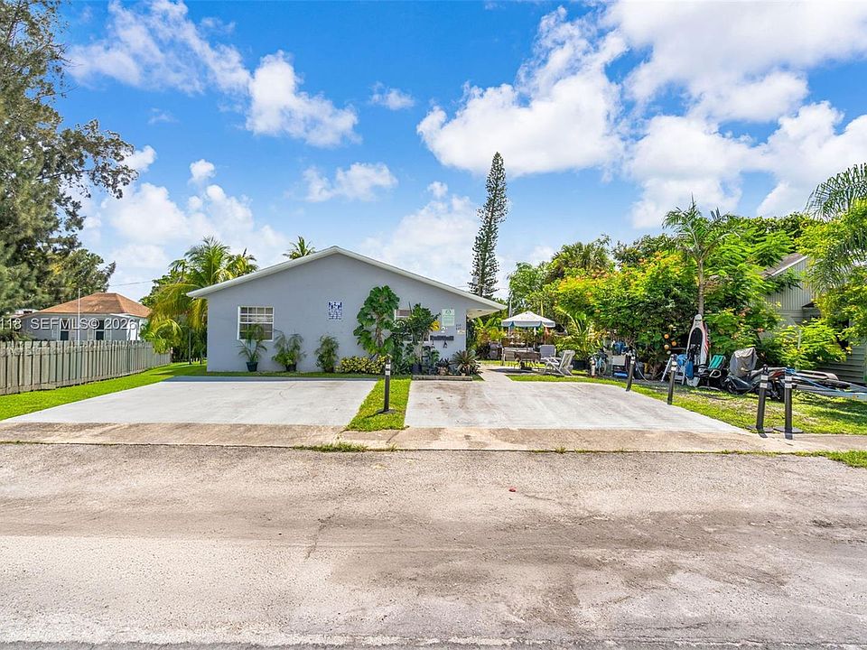 1st image of 235-237 SW 12th St