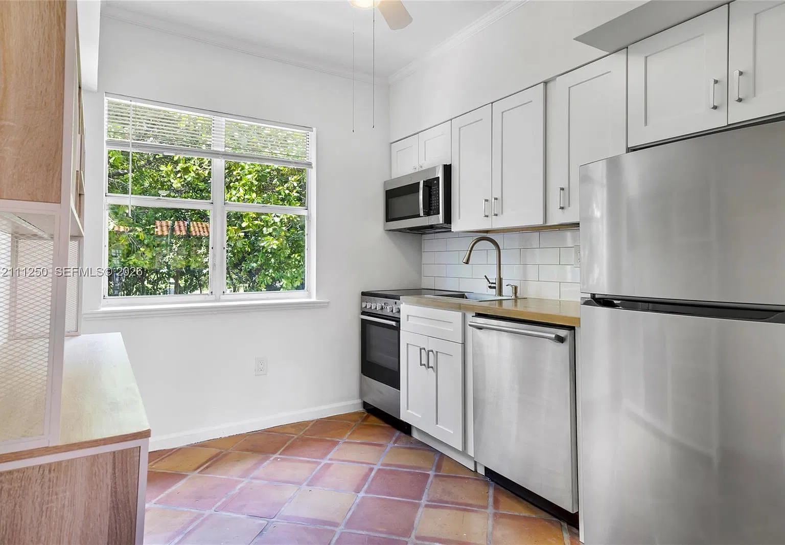 The Parc Vendome Condo — Photo 4