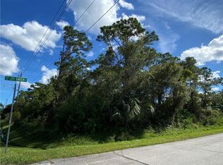 650 SE Thornhill Dr, Port Saint Lucie, FL 34983