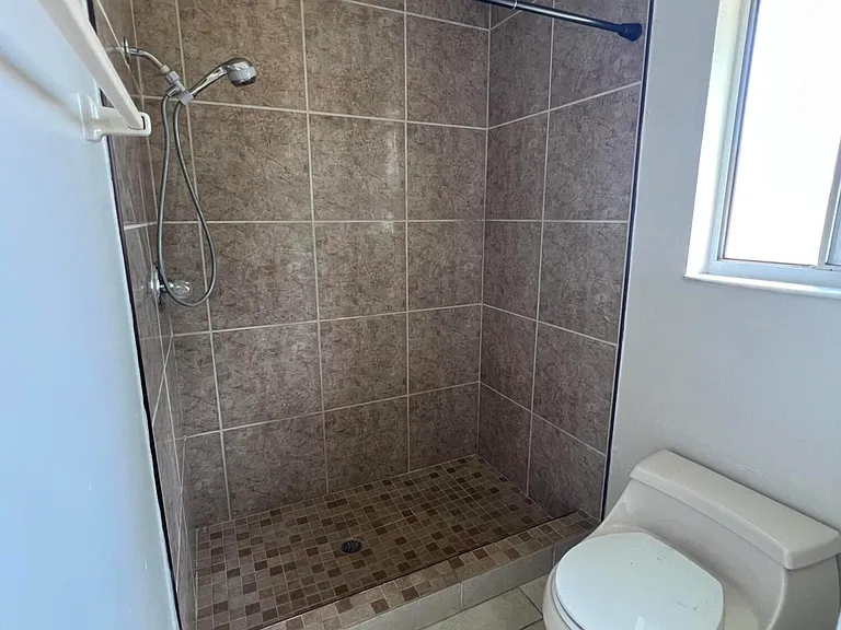 6485 Manila Dr — Photo 9