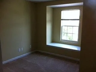 402 Sureyya Dr — Photo 5