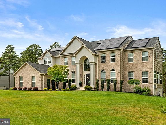3rd image of 11 Aberdeen Ct