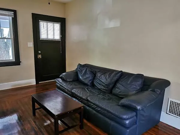 2540 Vestry Ave — Photo 6