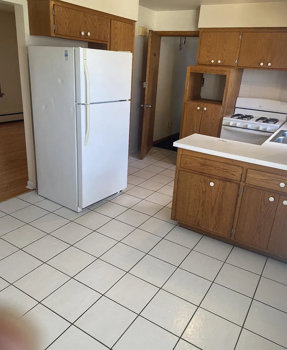 1 bed, 700 sqft, $1,250 — Photo 4