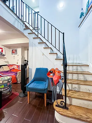 Rented by Compass | media 47