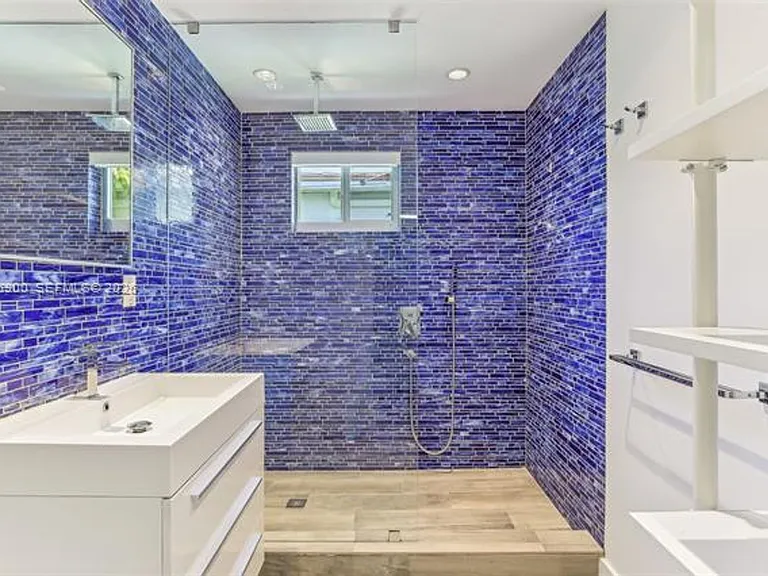 1231 Stillwater Dr #1231 — Photo 49