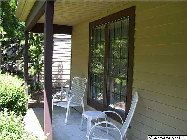 2nd image of 644 Sherwood Court #B