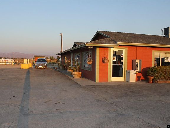 2nd image of 1 Willhoyt Ln