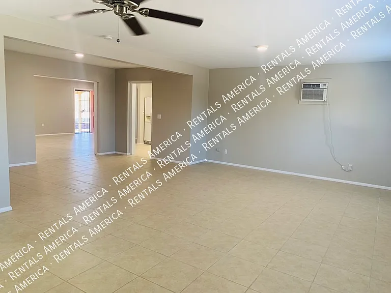 11433 N Hagen Dr — Photo 26
