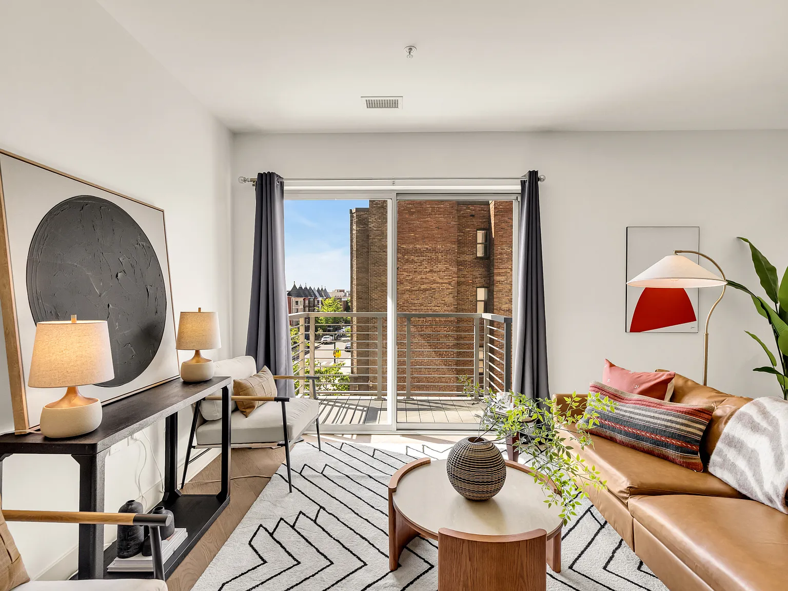 1 bed, 643 sqft, $2,550 — Photo 4