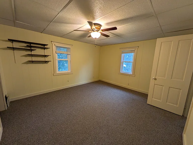 1033 Nash St — Photo 5
