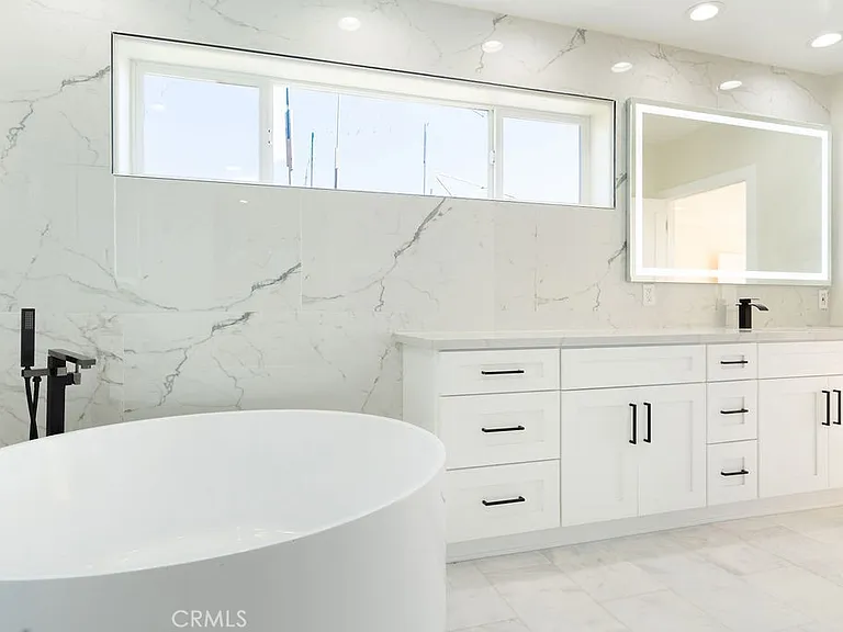 2850 Zell Dr — Photo 47