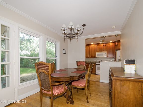 4th image of 9030 Kedvale Ave