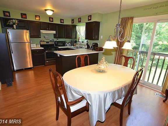 5th image of 1228 Farley Ct N