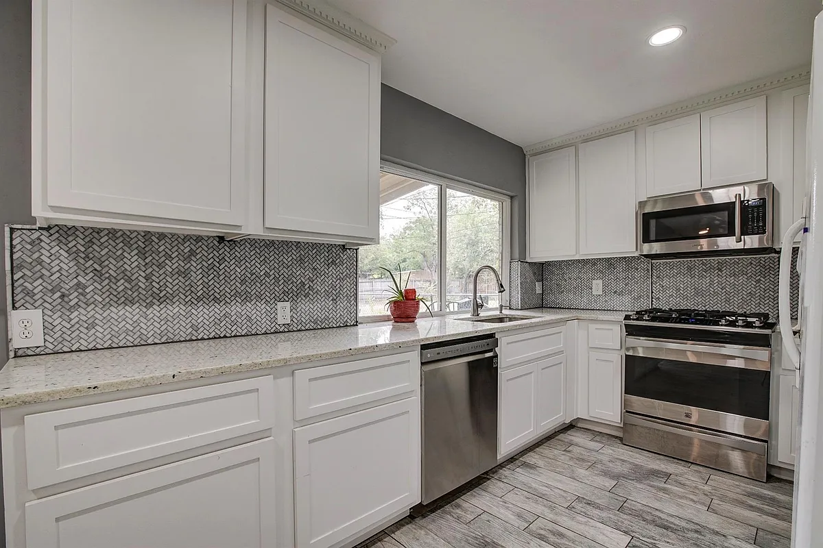 Building Photo - 1414 Ridgecrest Dr