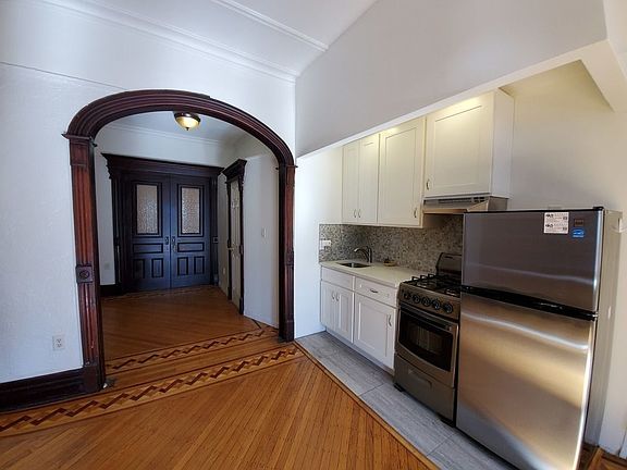 3rd image of 414 63rd St #2